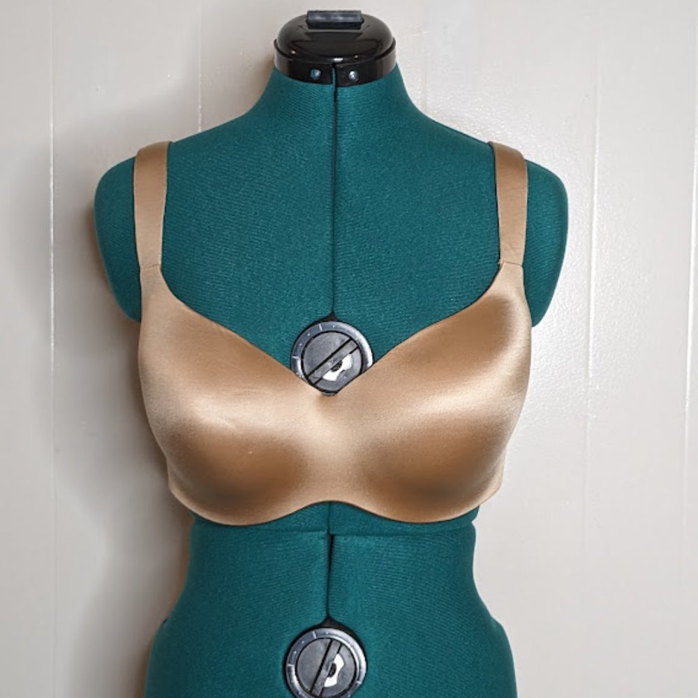 Soma  Enhancing Shape  Wireless Bra. Size 36D.